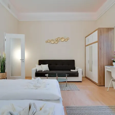 Free Parking Zichy Flat In The Center Budapest